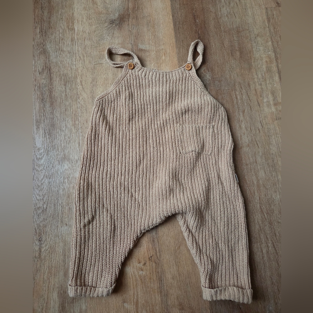 5 For 25$ Toddler Knit Overalls in Beige